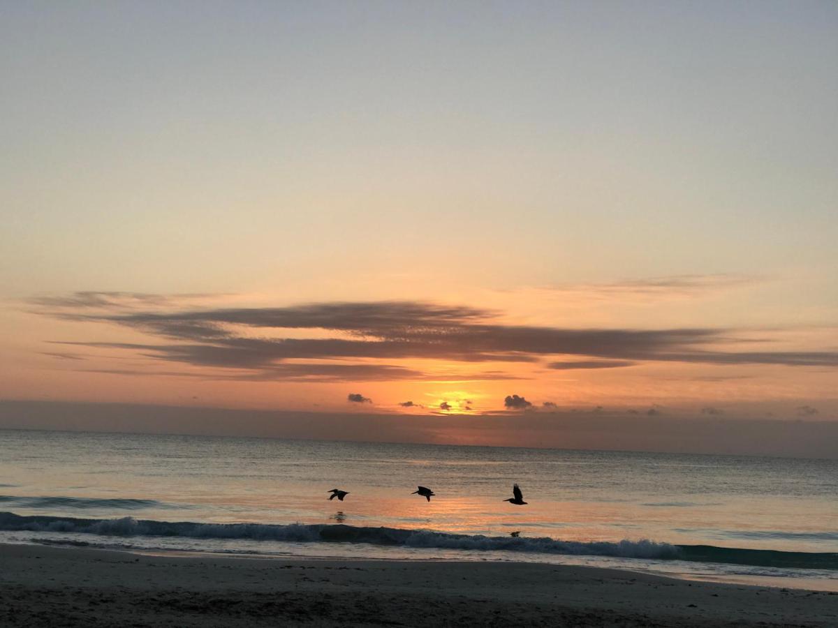 Chavez Eco Beach Camping And Cabanas Tulum Bagian luar foto