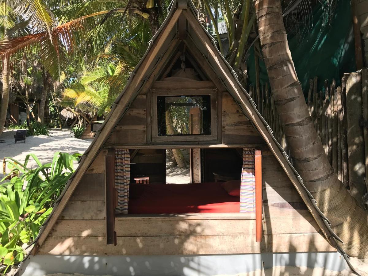 Chavez Eco Beach Camping And Cabanas Tulum Bagian luar foto